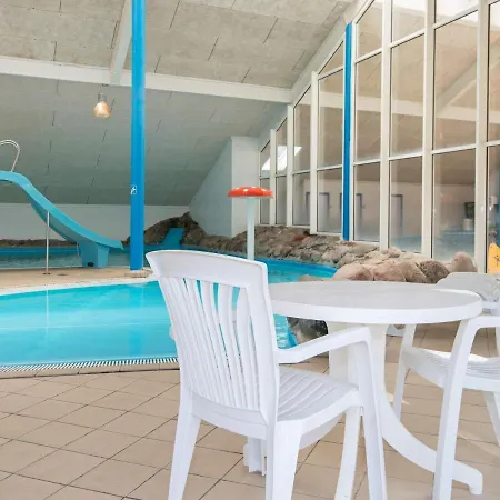 Holiday Lvii Holiday home *
